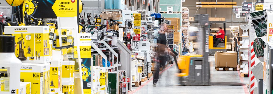 Aufnahme eines Ganges im toom Baumarkt